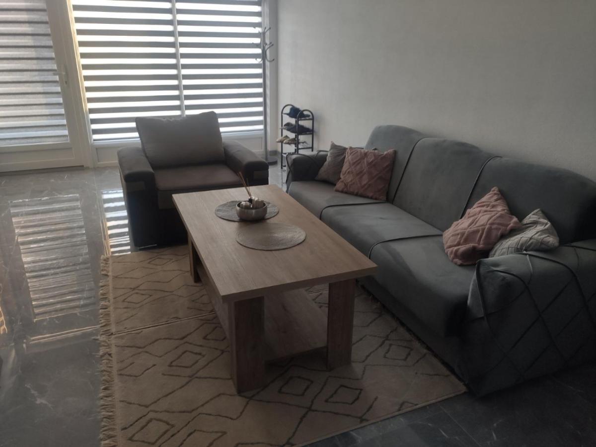 Apartamento Neer Zivinice Exterior foto